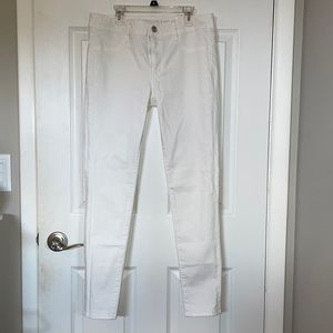 White AE jeggings